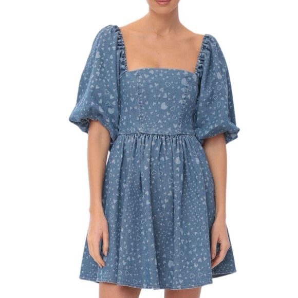 NWT Avec Les Filles puff sleeves baby doll mini dress in denim with heart prints - Picture 2 of 16